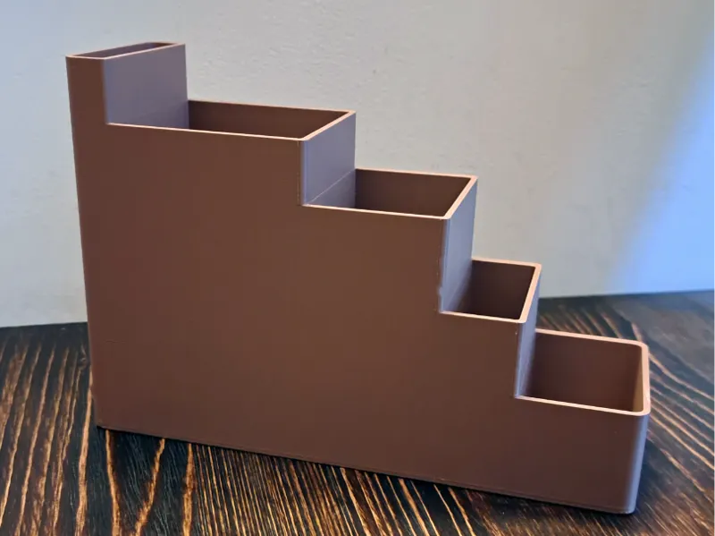 Desk organizer