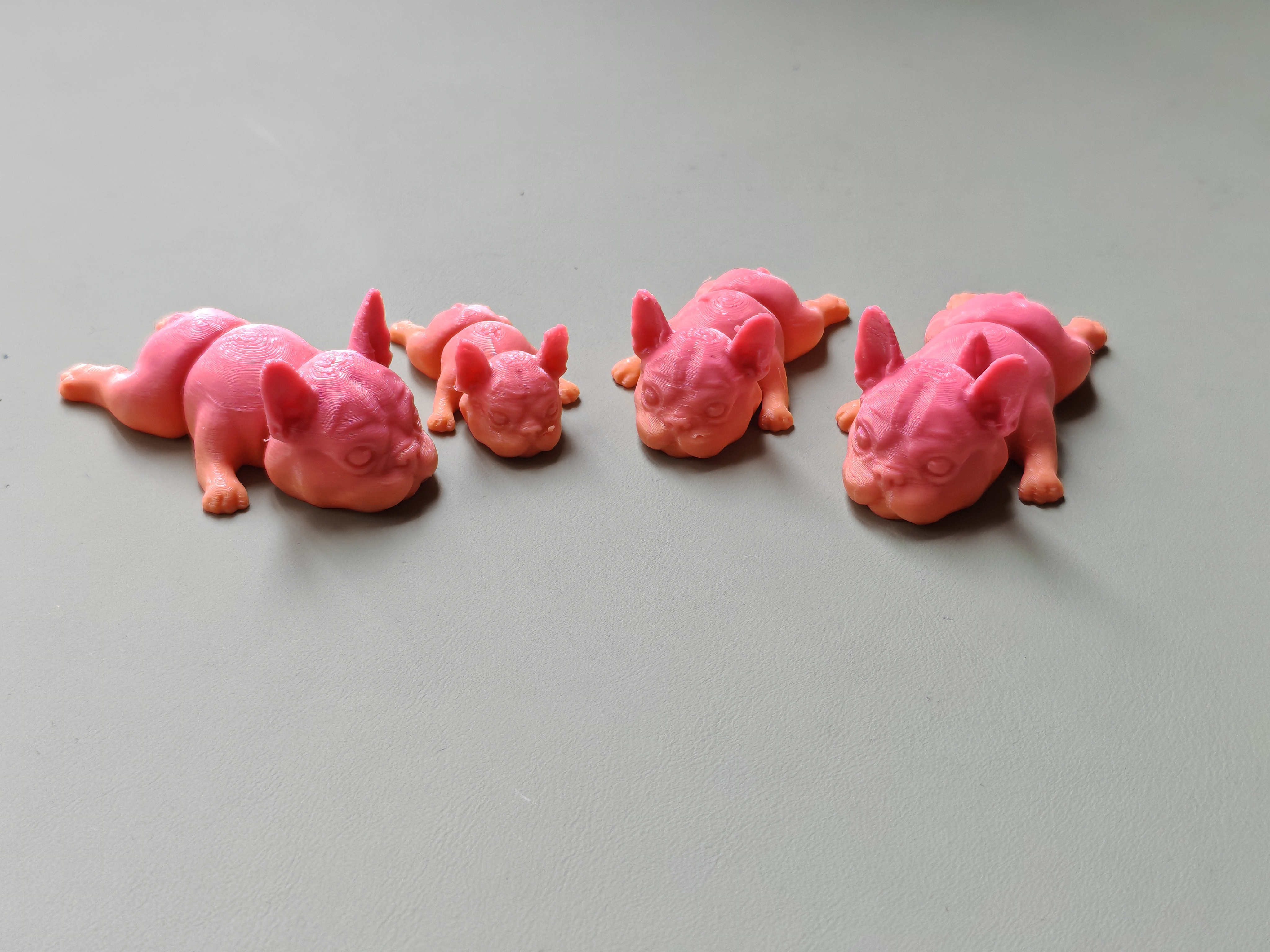 Miniatura 1 do modelo 3D 一体打印可爱的法国斗牛犬（可动钥匙链）