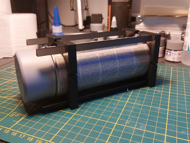 Modular spray can holder 