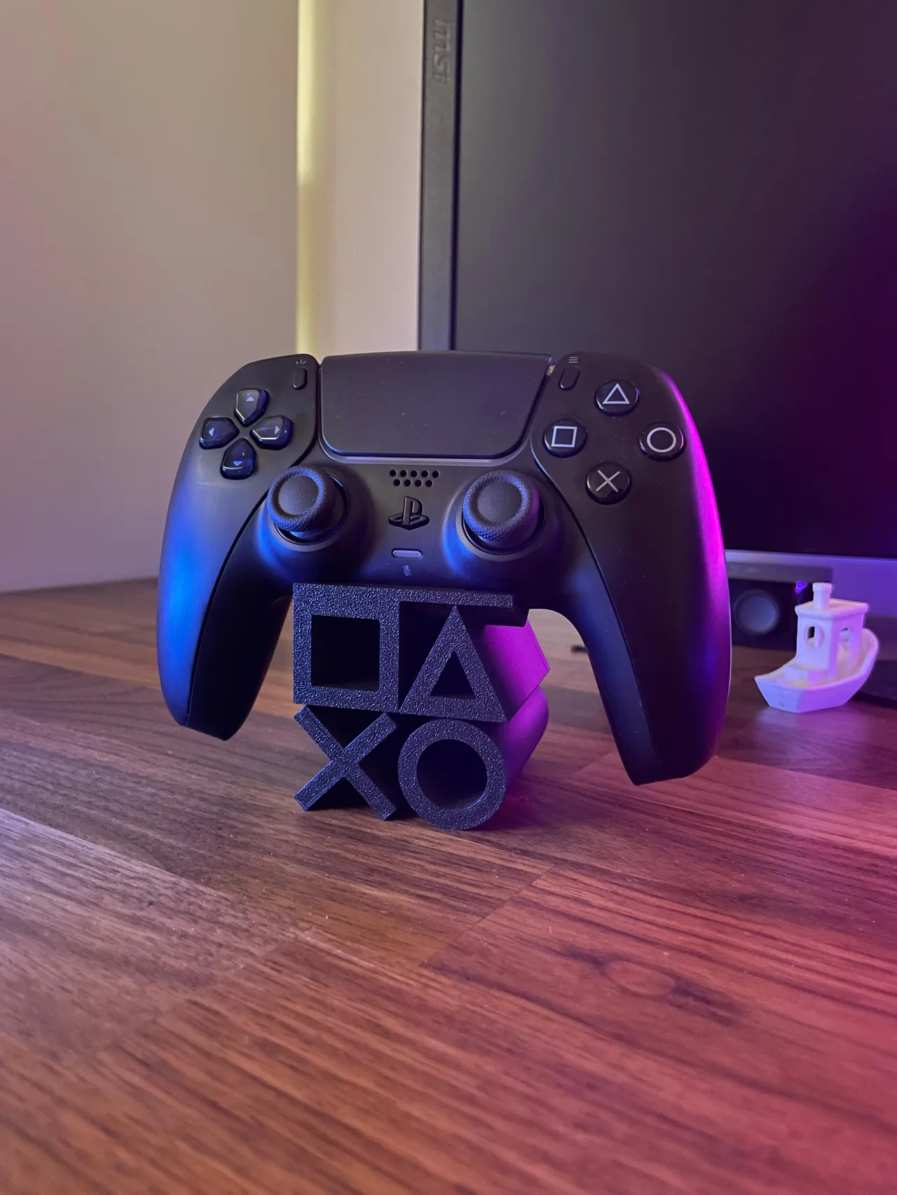 PS5 Controller Stand view 4