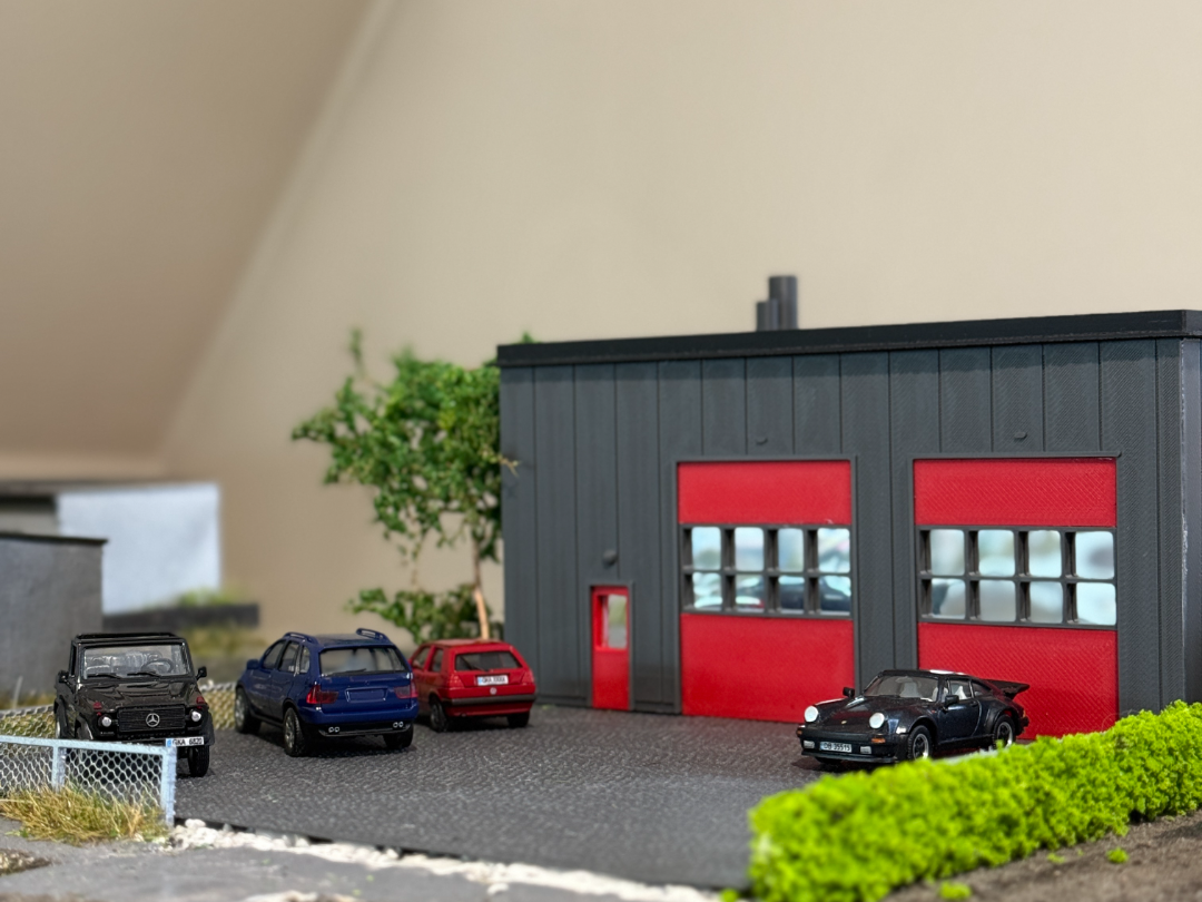 Garage /Workshop /Fire Station /Warehouse H0 1:87