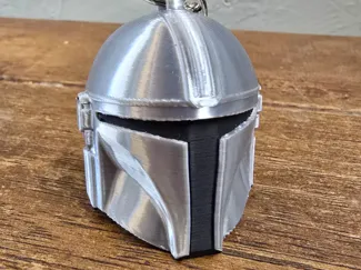 Mandalorian helmet keychain