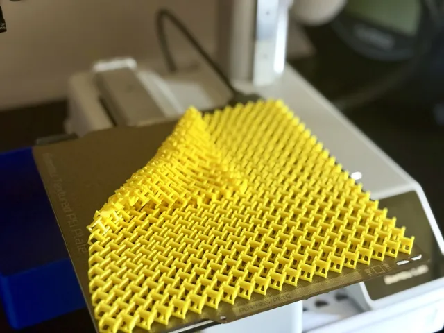 Flexi Fabric Fidget (Print in Place!)