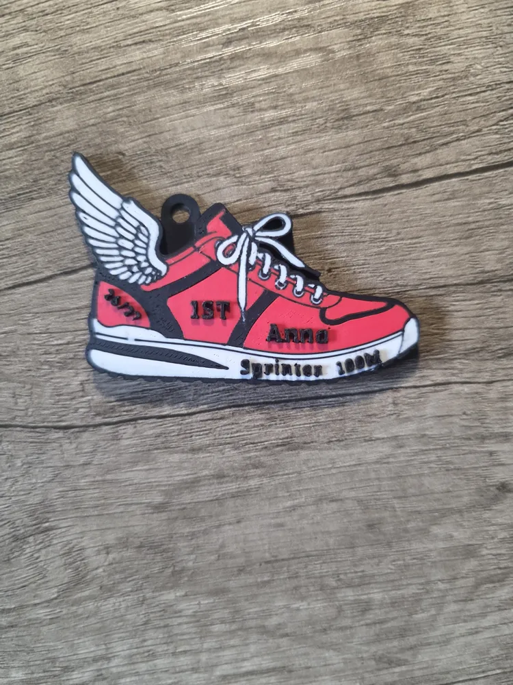 Track shoe with wing keychain - Free 3D Print Model - MakerWorld
