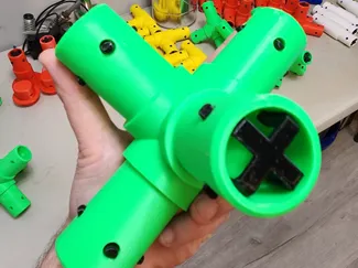 Playschool PipeWorks: Green 4 way Connector