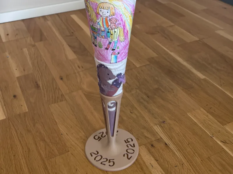 2026 Schultütenhalter, Schultütenständer 