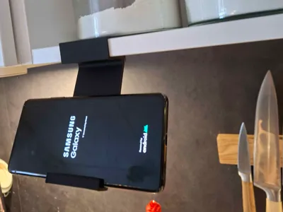 Cabinet Hook Phone Stand