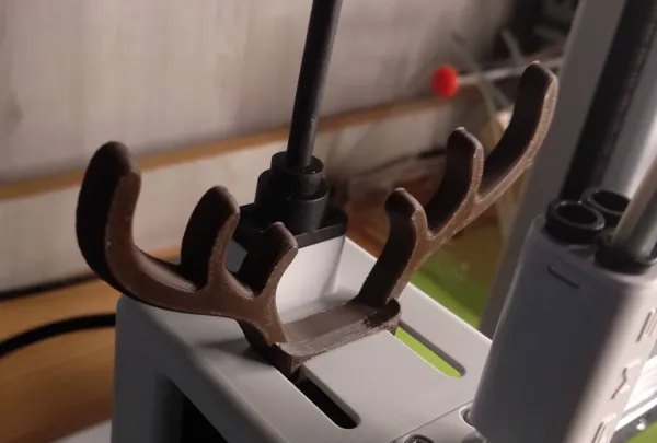 https://makerworld.bblmw.com/makerworld/model/USa1ef8d1b37f32d/design/2024-12-03_63815c594a98d.jpg