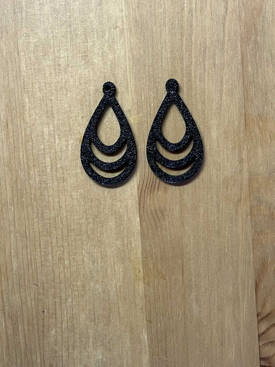 earrings view 2