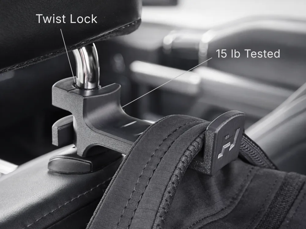 Letrero o emblema decorativo: Improved Removable Headrest Hook. Referencia del modelo original.