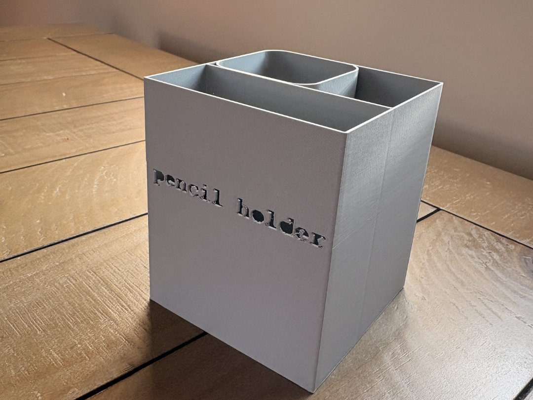 A simple pencil holder 