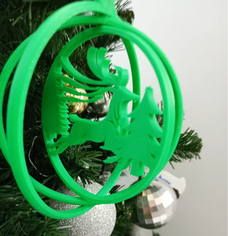 deer+trees christmass ornament