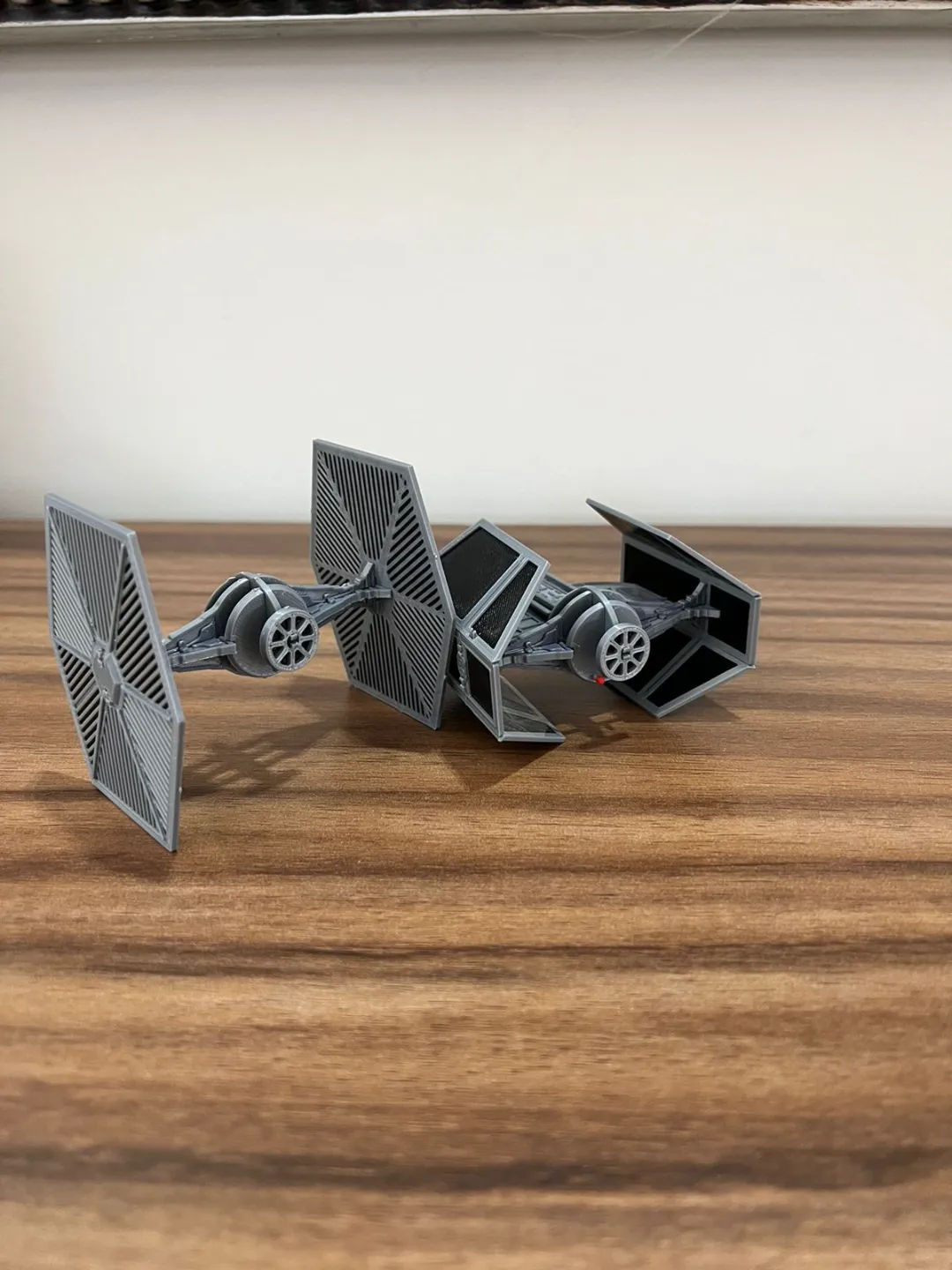 Darth V. Tie Advanced X1 Kit Card view 4