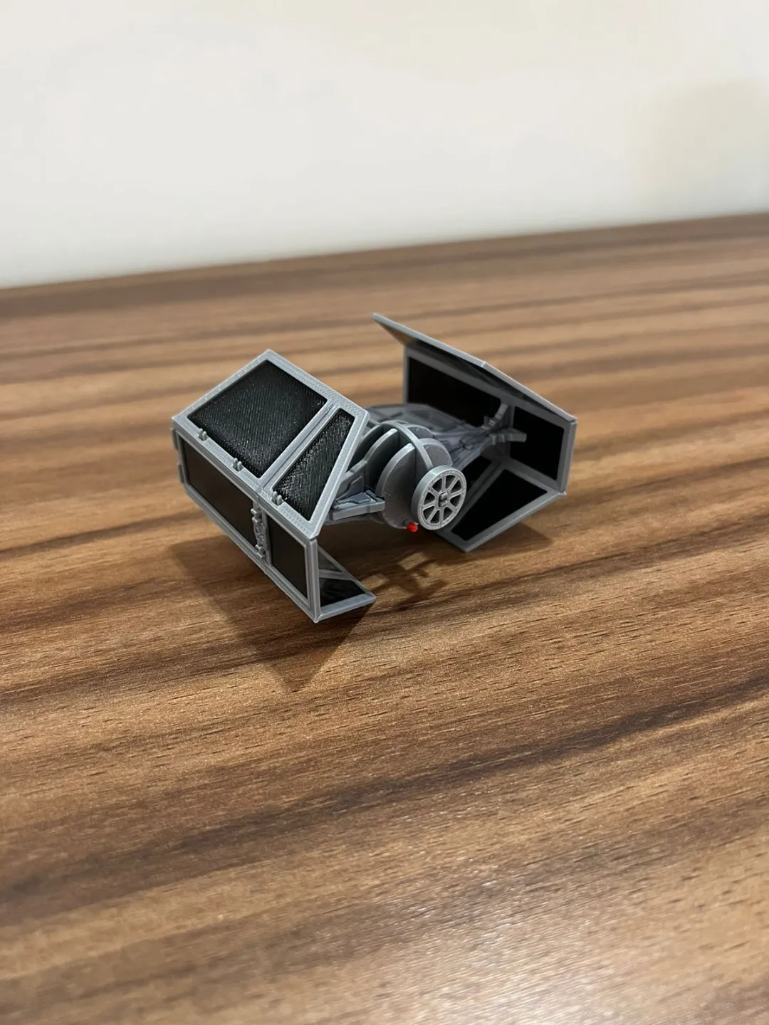 Darth V. Tie Advanced X1 Kit Card view 3