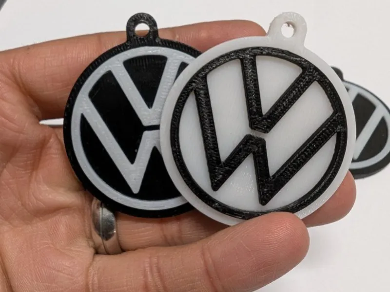 VW-Inspired Keychain – Multicolor 3D Print