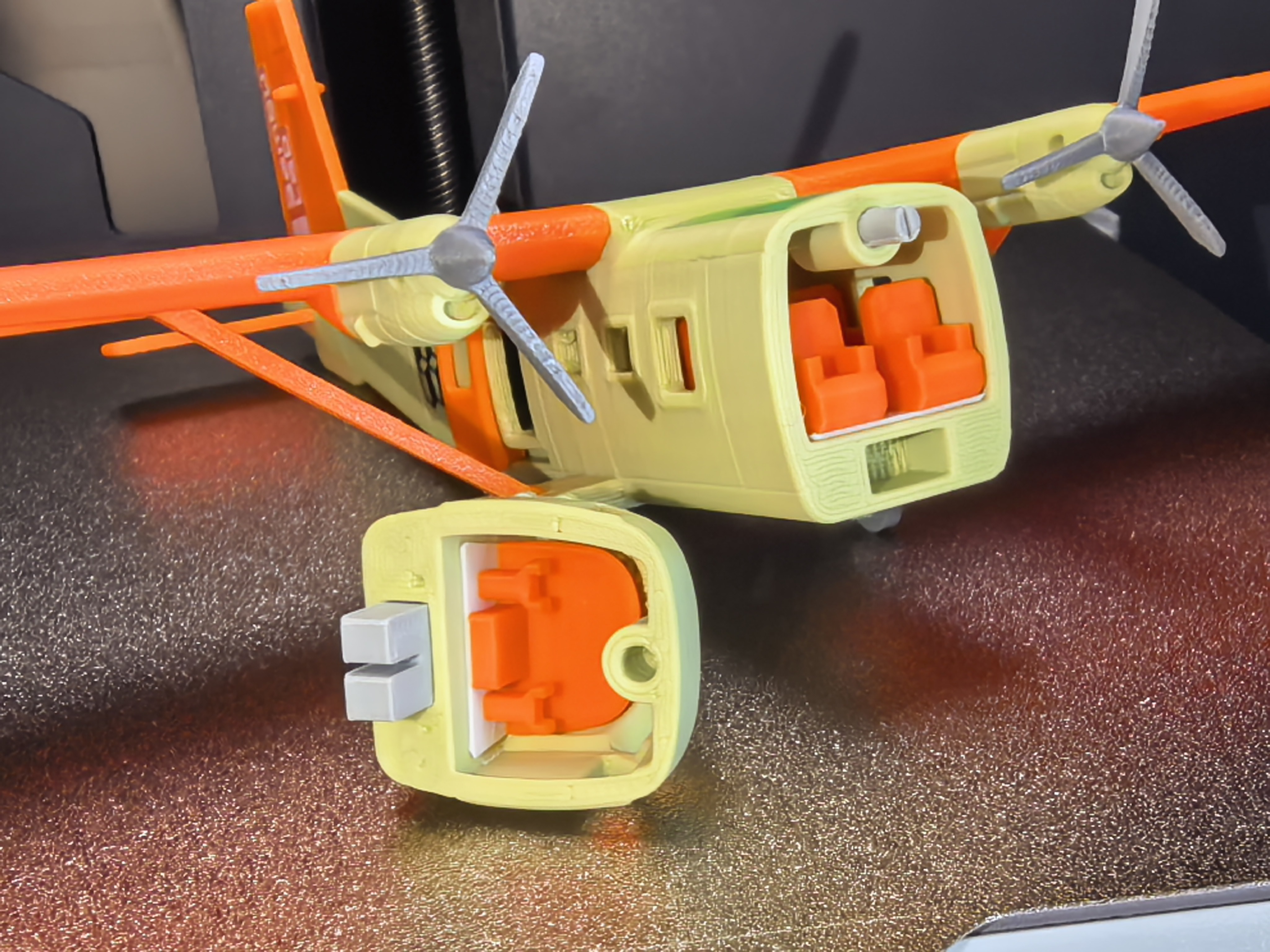 Miniatura 1 do modelo 3D 运输机Y12D