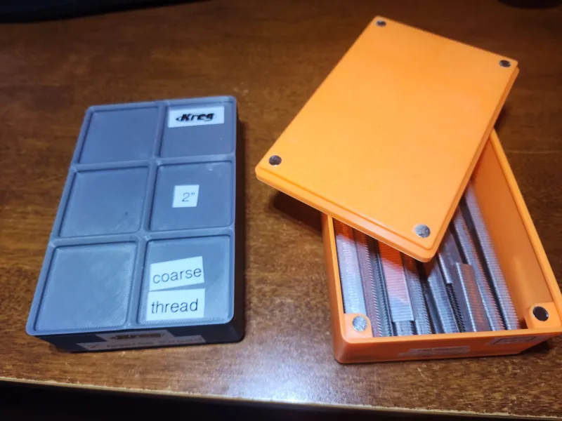 Gridfinity parts bins with magnetic lid 