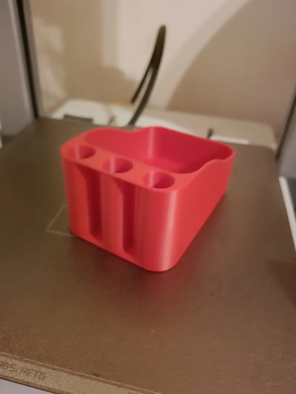 Pen holder - Free 3D Print Model - MakerWorld