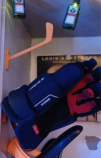 Hockey glove hanger