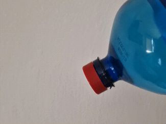 Waterproof, leak-free PET cap
