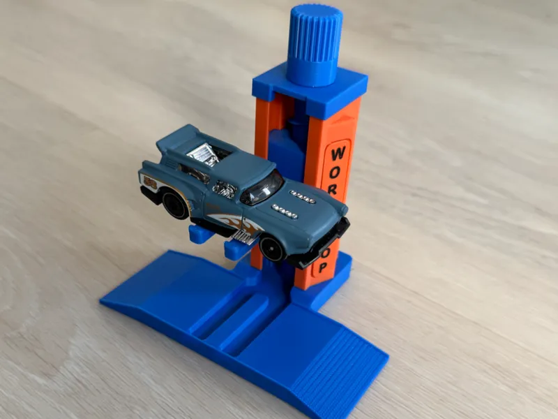 Toy car garage workshop mechanical lift Die-Cast