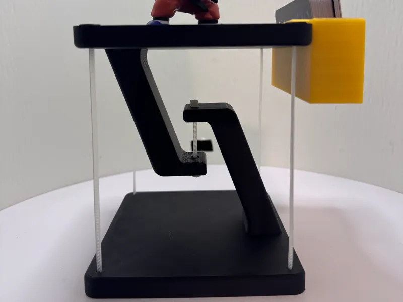 Tensegrity Card Holder