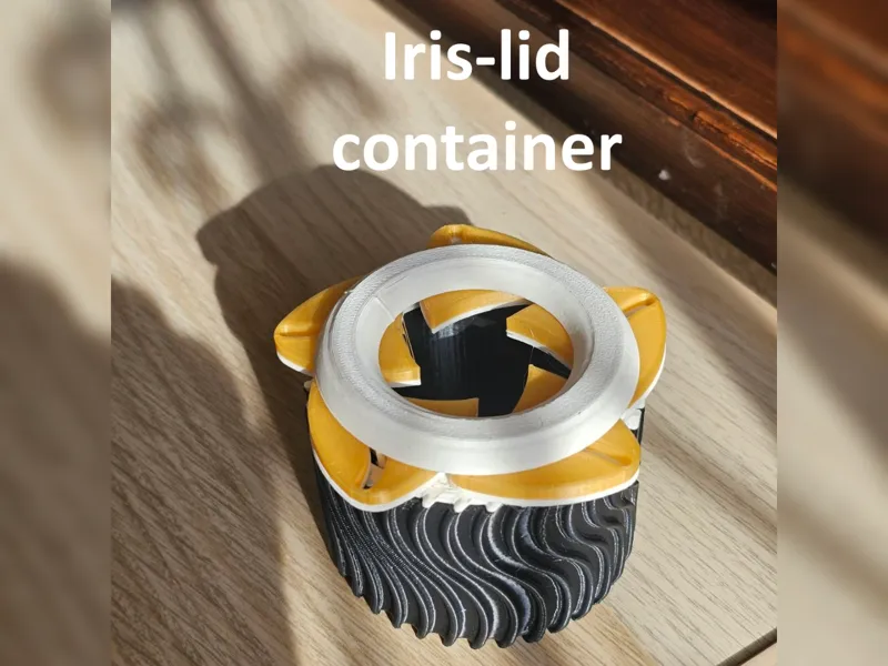 Iris-Lid Container
