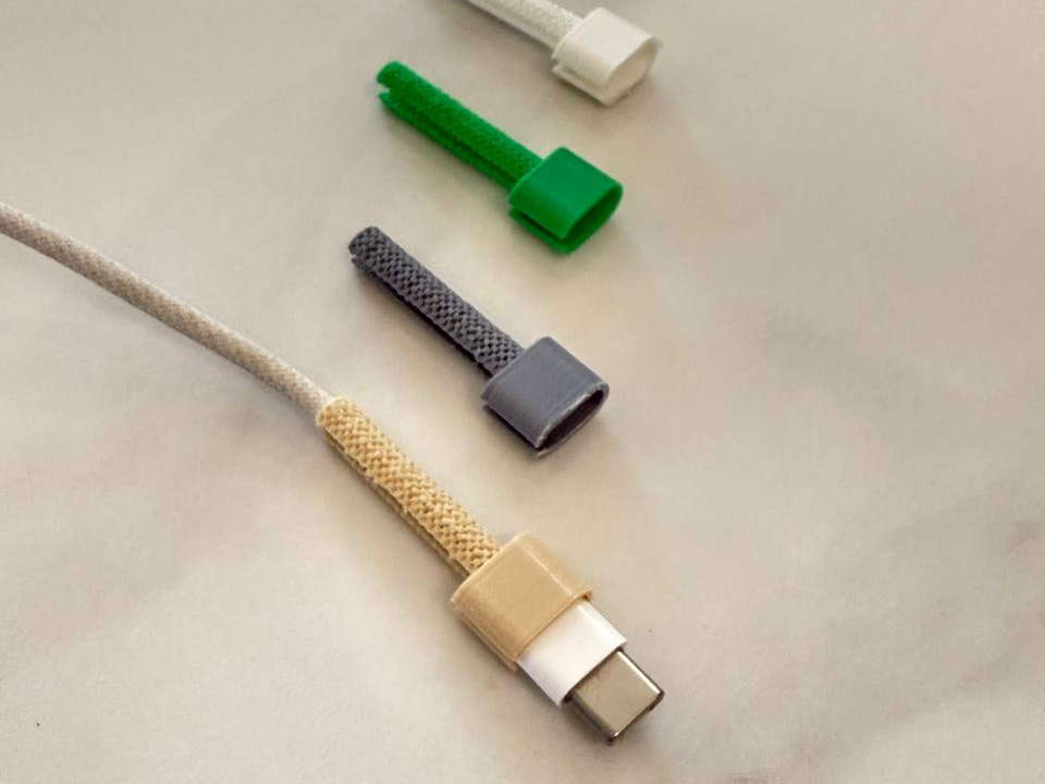 Miniatura 1 do modelo 3D USB-C Cable Protector - UPDATED
