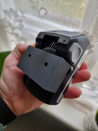 Hikoki battery wall mount