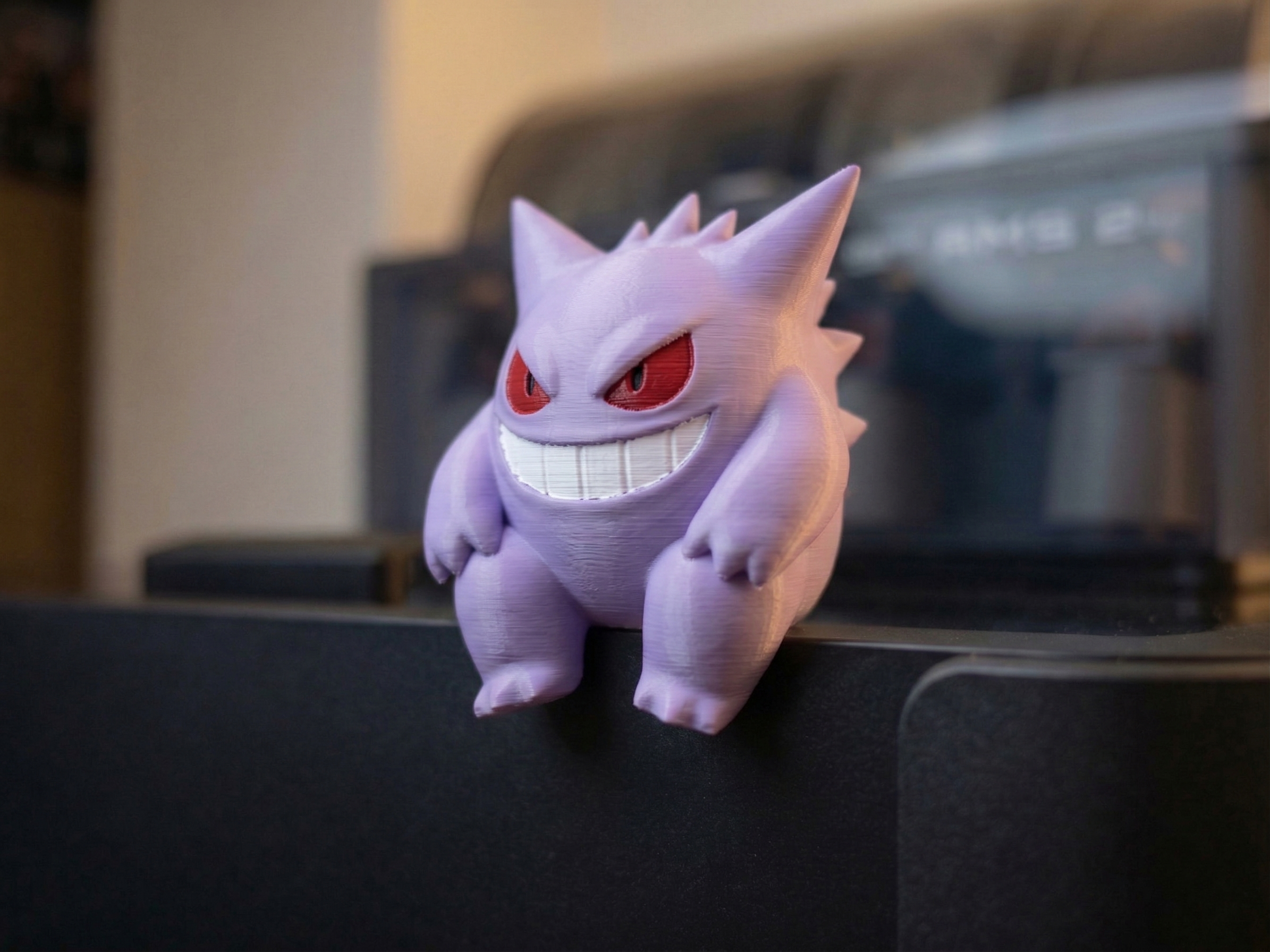 Miniatura 2 do modelo 3D Gengar Ledge Sitter