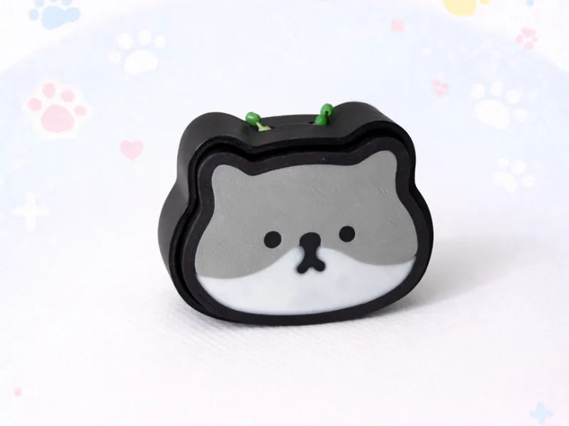 GreyWhite kitty Clicker