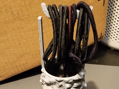 Hair tie well