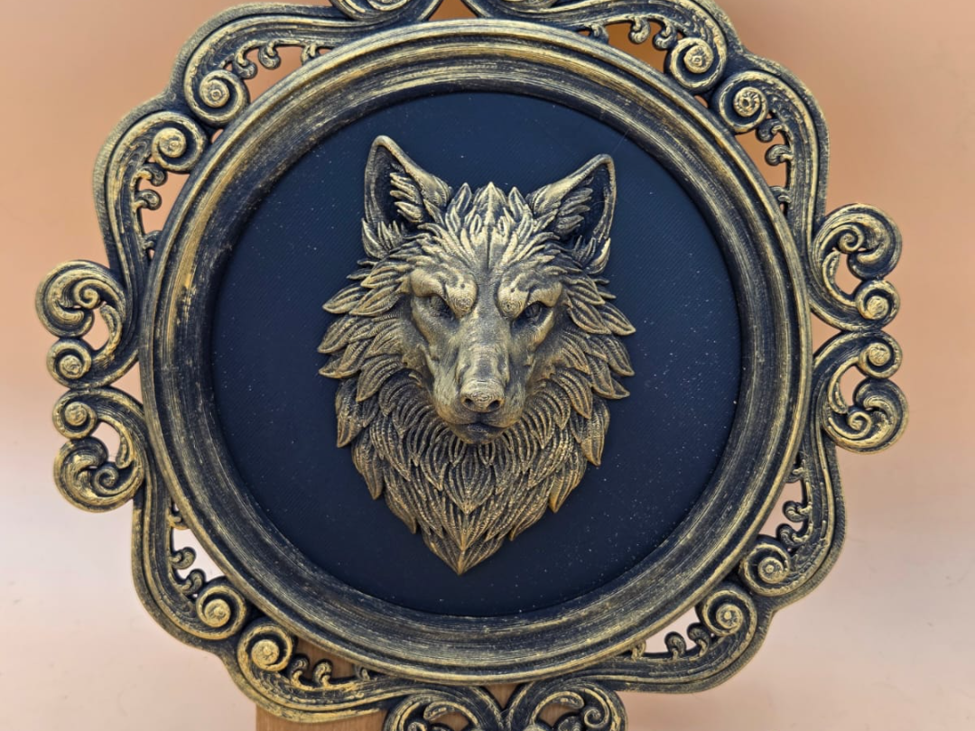 Eleganter Wolfskopf im Rahmen Mehrteilig