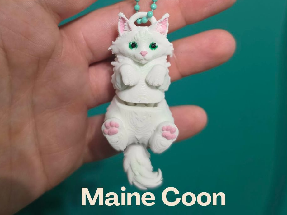 Maine Coon Cat Keychain - Articulated Friend