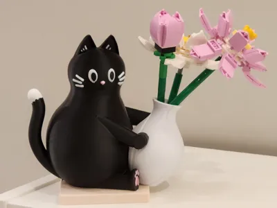 Fat Cat Pushing Vase Over (Glue required)