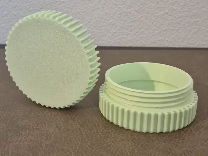 Minimalist Jar Puck