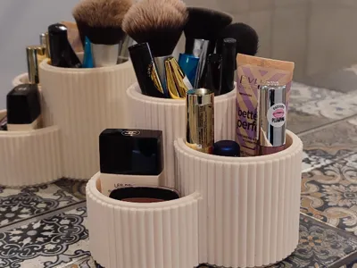 Cosmetics organizer, Desk organizer.