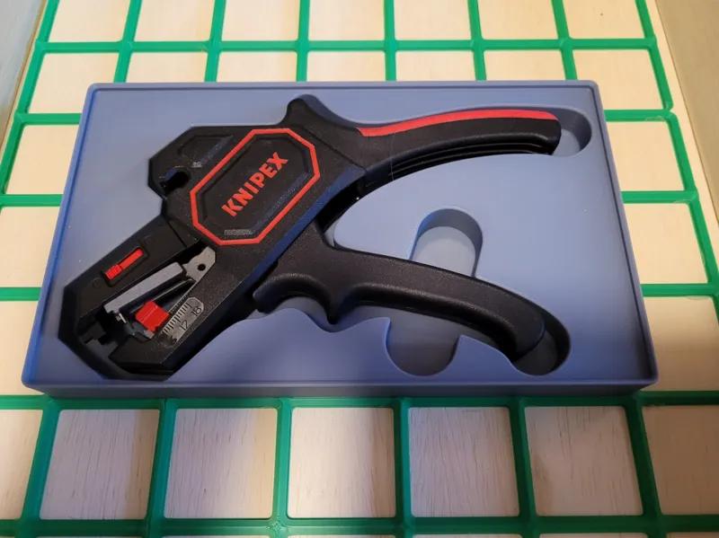 Gridfinity Knipex Automatic Wire Stripper 5x3