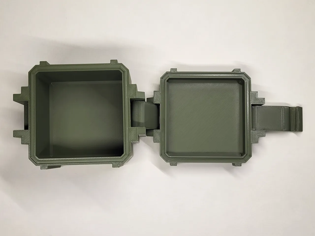 Mil Box V2 print in place rugged tough container view 3