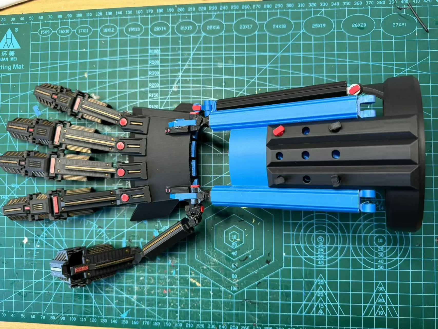 Miniatura 2 do modelo 3D 机械外骨骼手臂（无五金件）