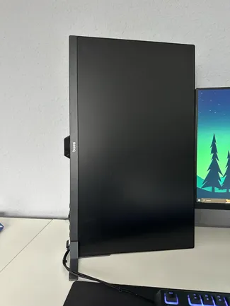 Vertical monitor stand