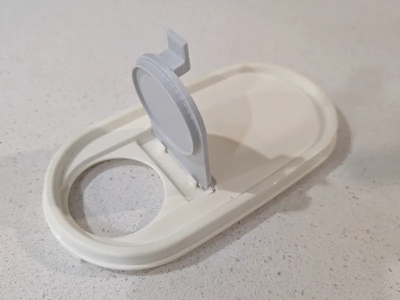 Tupperware cereal container lid
