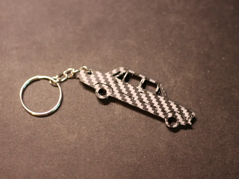FIAT 125P MALUCH KEYCHAIN
