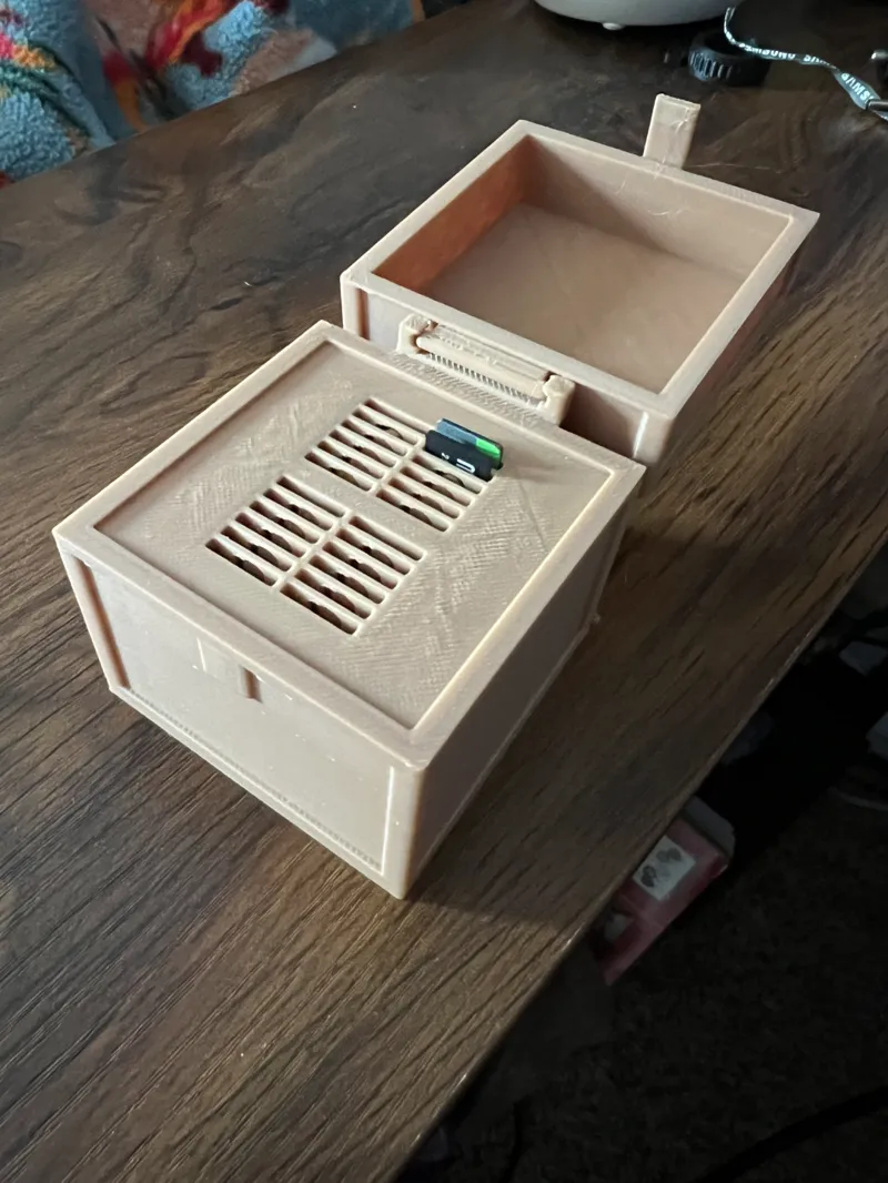 SD Card Minecraft Chest