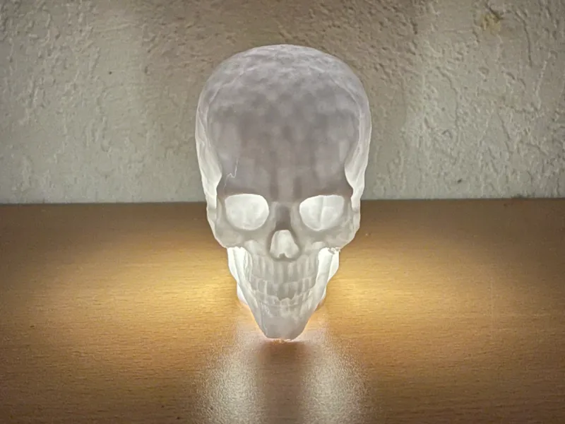 Leuchtender Totenschädel - Halloween Deko
