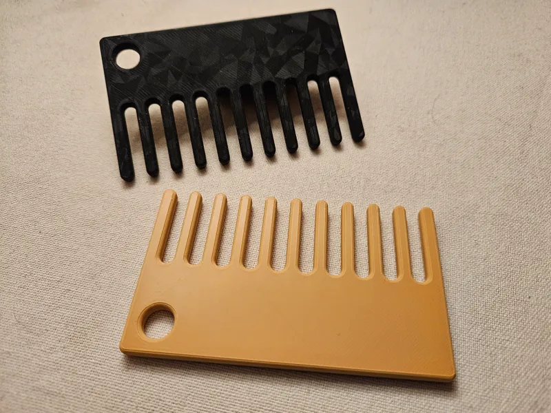 Pettine per barba e capelli ricci