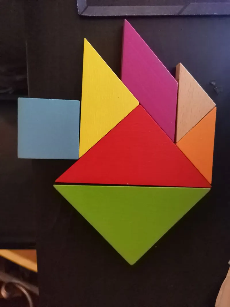 Tangram game