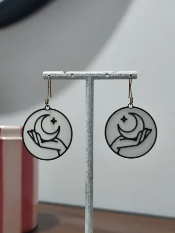 Pendientes: Aretes Luna Sostenida — vista de referencia 3