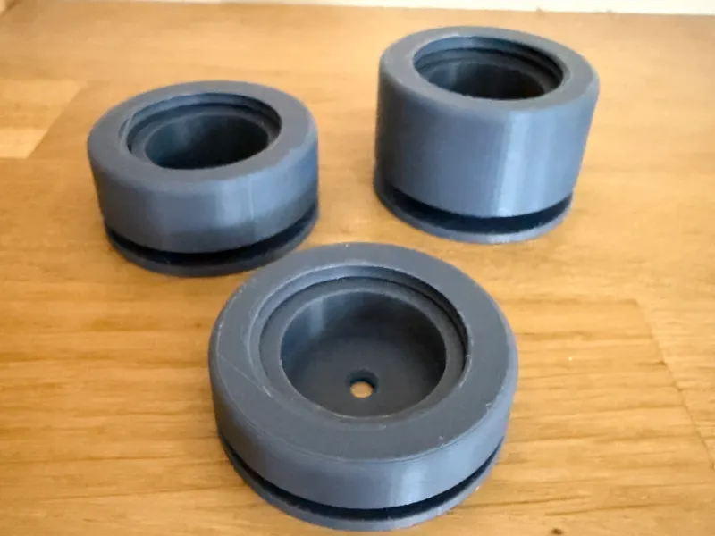 Pieds de Meuble Réglables à Vis : 12mm, 20mm, 30mm