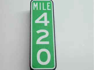 mile 420 light box 
